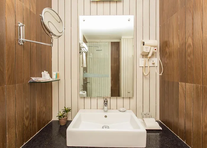 Yatri Suites And Spa Hotel 4*