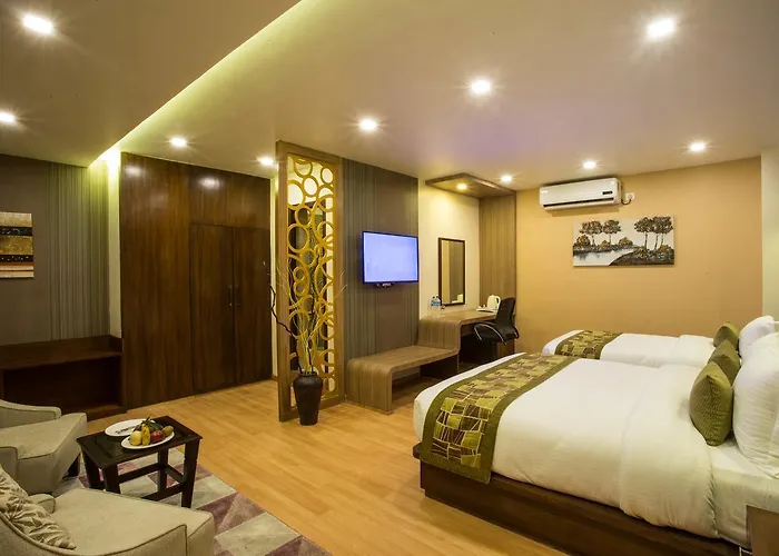 Yatri Suites And Spa 4*