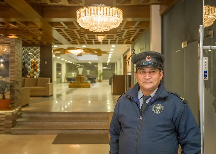 Hotel Yatri Suites And Spa