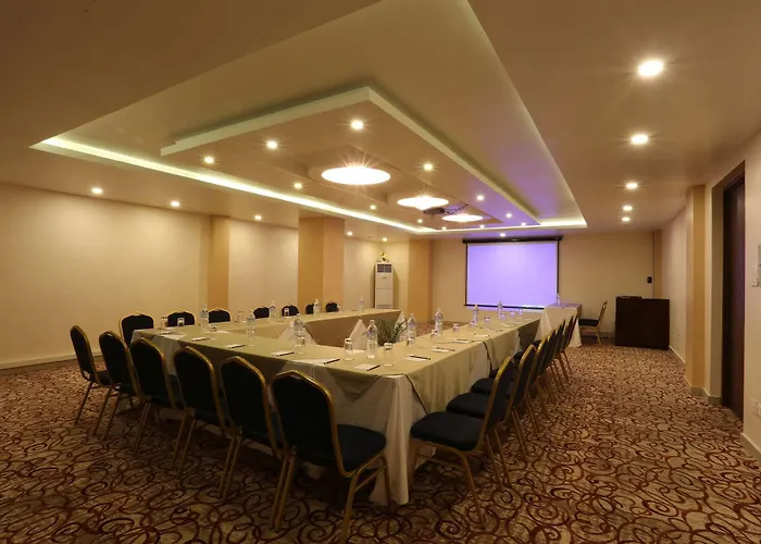 Yatri Suites And Spa Hotel